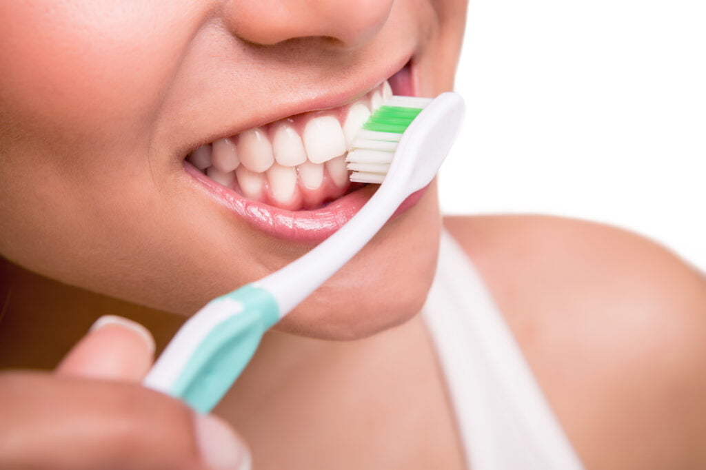 The Best Way To Brush and Floss